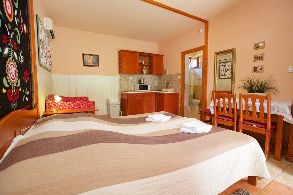Royal Apartman Hajdúszoboszló Extérieur photo