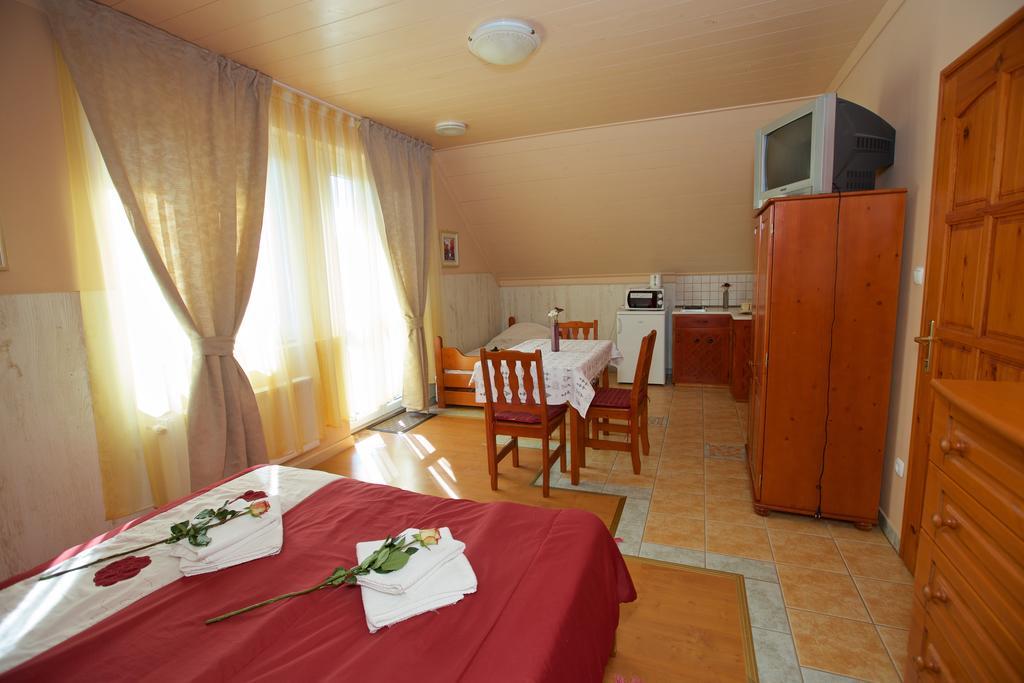 Royal Apartman Hajdúszoboszló Extérieur photo